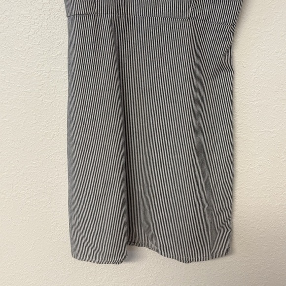 Brandy Melville Seersucker Dress size small - Picture 3 of 10